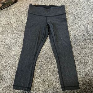 Size 4 Lululemon Lightly Striped Crops
